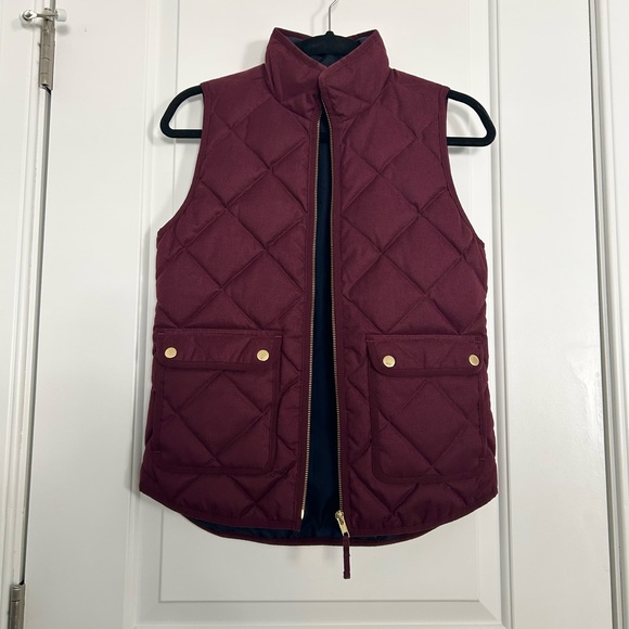 J. Crew Jackets & Blazers - J.Crew Maroon Burgundy Quilted Puffer Vest
